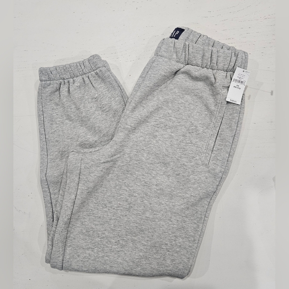 GAP Heather Gray Joggers High Rise VintageSoft Relaxed Joggers Size Petite Small - Picture 1 of 5